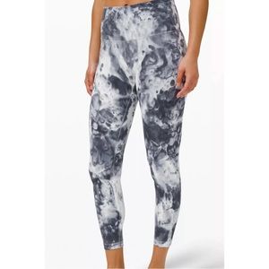 Lululemon Wunder Under HR Tight 25” Size 4